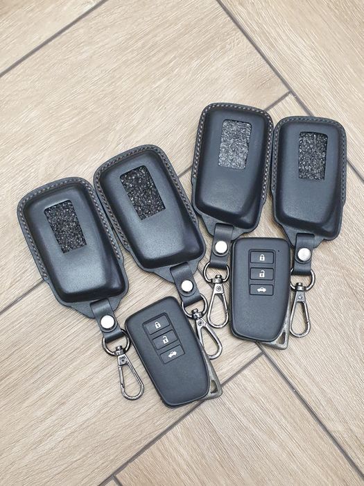 Чехол для ключа Toyota.