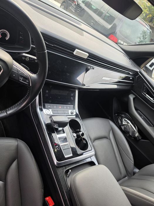 Audi Q8 2019 benzină, 40.000 € — imagine 5