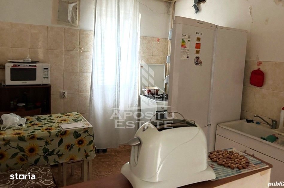 Apartament cu 3 camere, de vanzare, in apropiere de Podgoria, Arad — fotografia 2