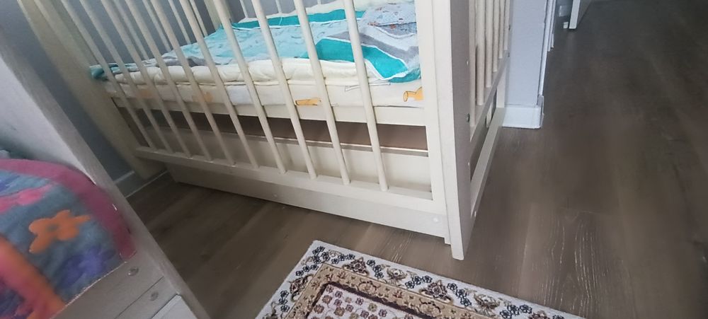 Манеж детский с нижней полкой