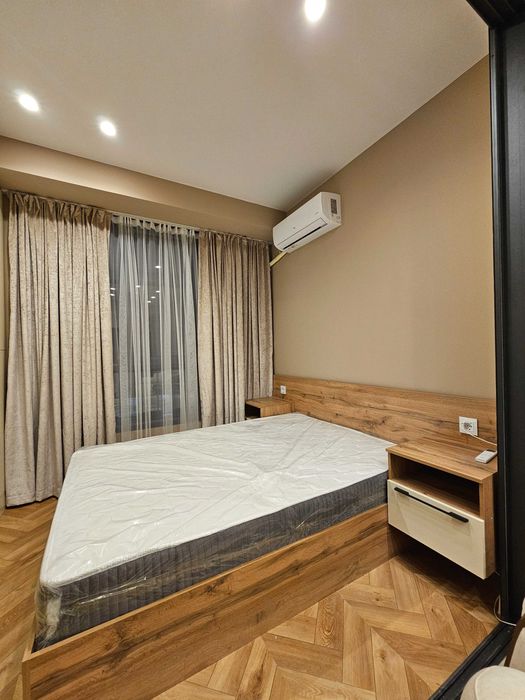 Шикарная студия в центре. 8-й роддом.