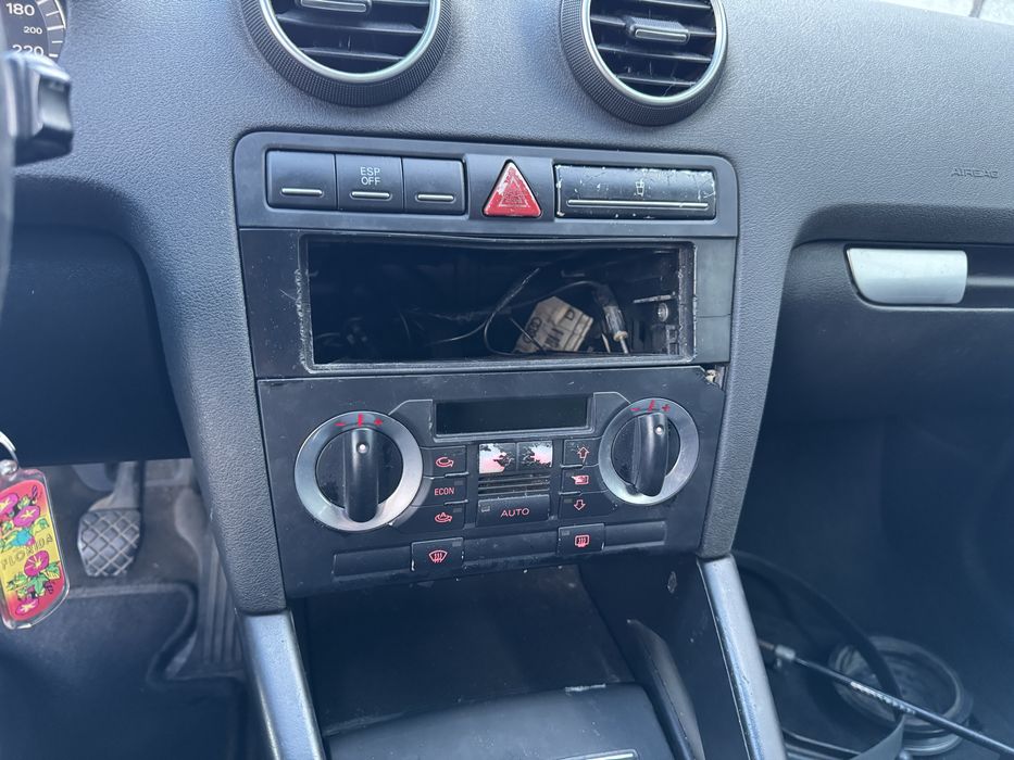 Ауди А3 8п 2.0 тди 140 кс на части Audi A3 8p BKD