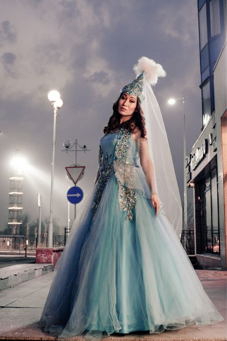 Продам национальное платье роскошное