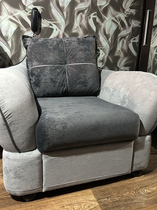 Продам новое кресло