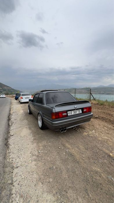 BMW M3, edinstvennoy MONSTR