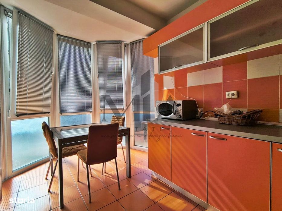 Apartament cu 2 camere de vanzare, Prima Nufarul, Oradea.
