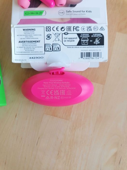 Căști wireless Belkin SoundForm Nano pentru copii fete – Microfon Bluetooth 5.0 Roz 5 ore de redare + 19 ore de incarcare in carcasa