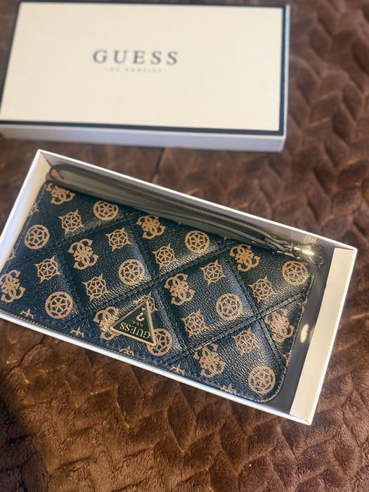Портмоне Guess ново