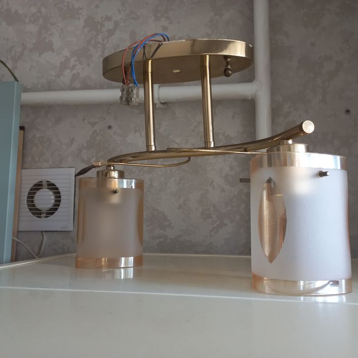 Люстра состояние хорошее