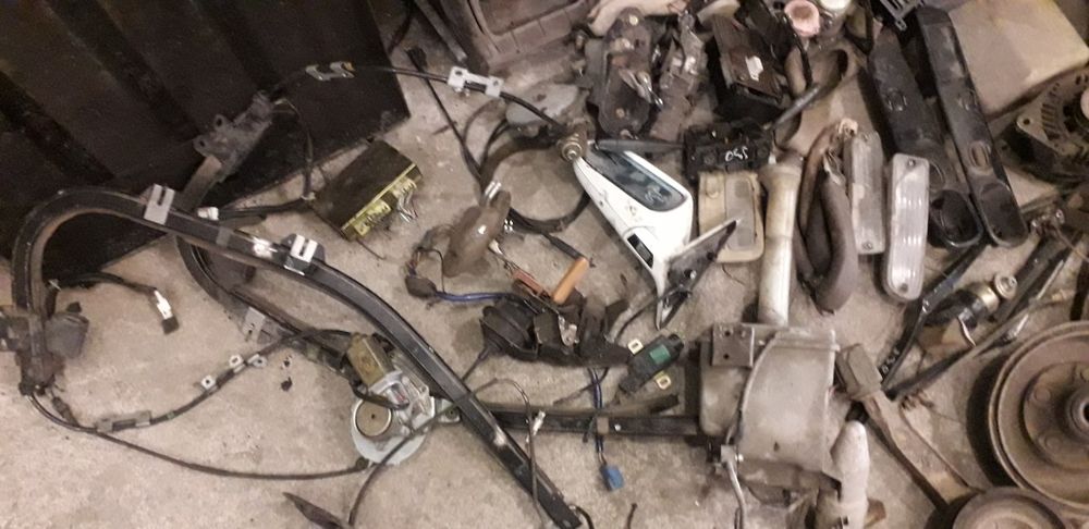 Продам з.ч на Максима J30