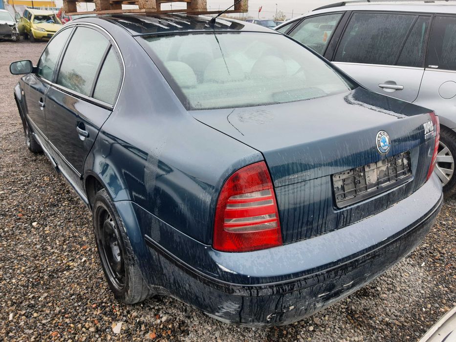 На части! Skoda Superb 1.9 TDI