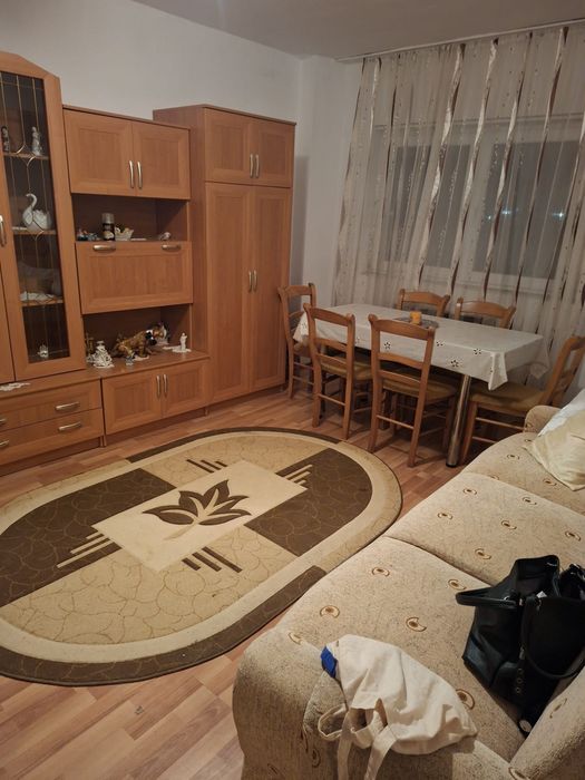 Apartament de inchiriat