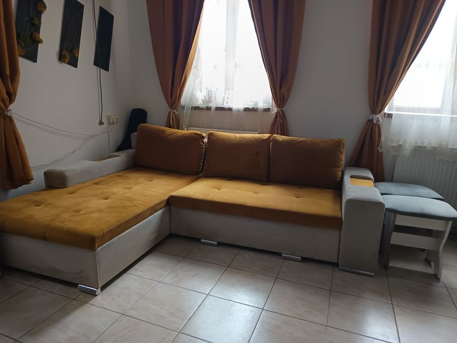 Colțar mustar stare foarte buna