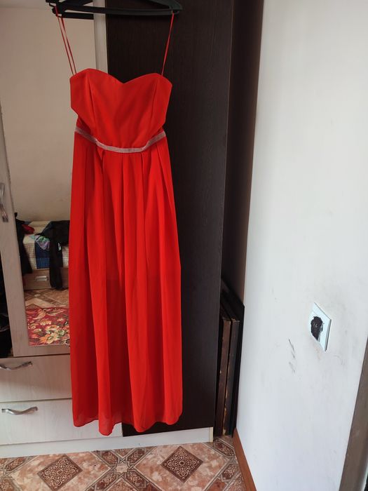 Сатылымда койлектер т.б киімдер