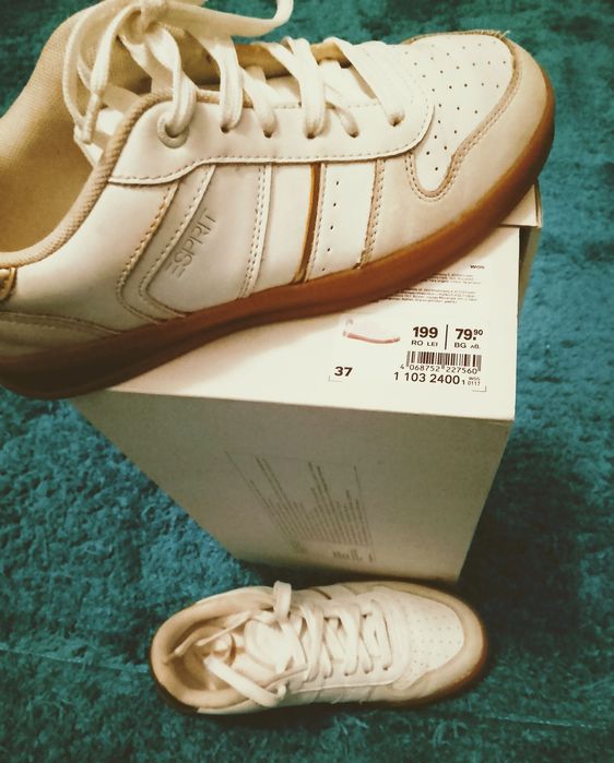 Дамски маратонки 37 , бели на Esprit