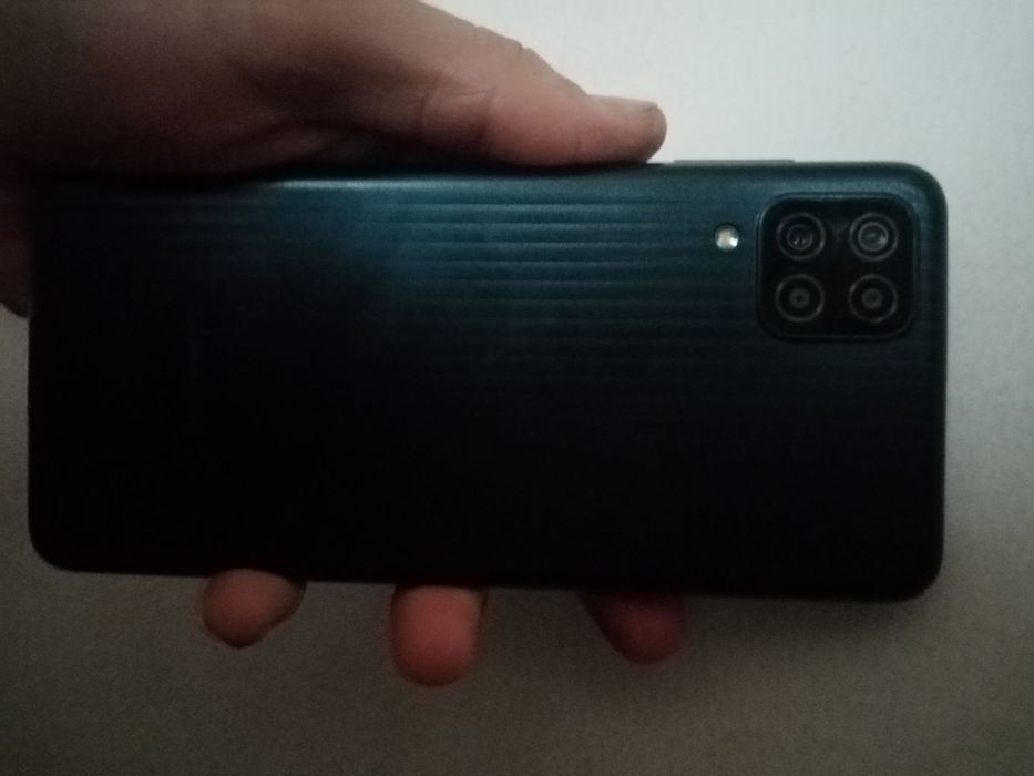 Samsung M12 800 ming so'm