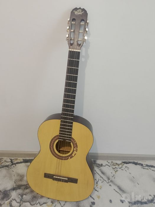 Oscar Schmidt gitarasi