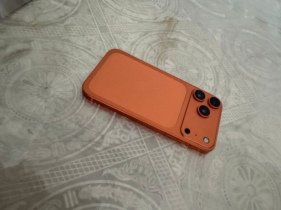 Айфон Iphone xr в корпусе 17 pro