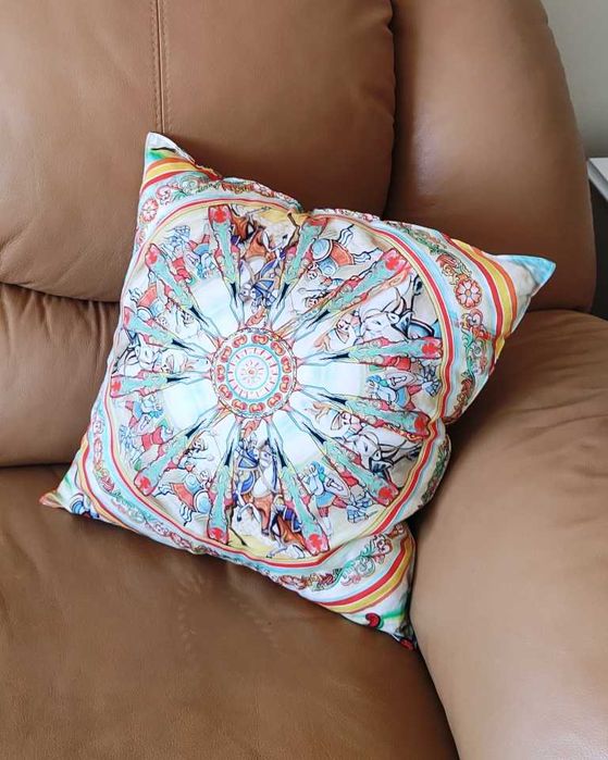 Декоративна възглавница с бродерия 45х45, гоблен, дизайнерска