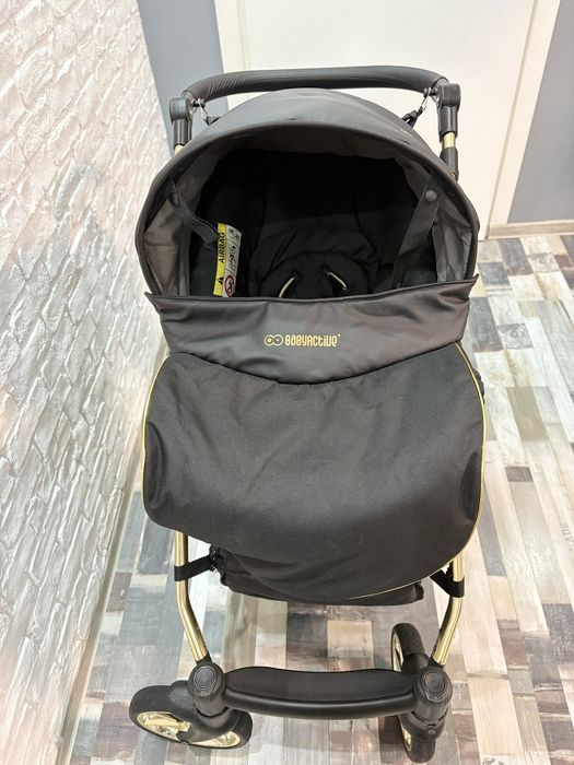 Продавам детска количка