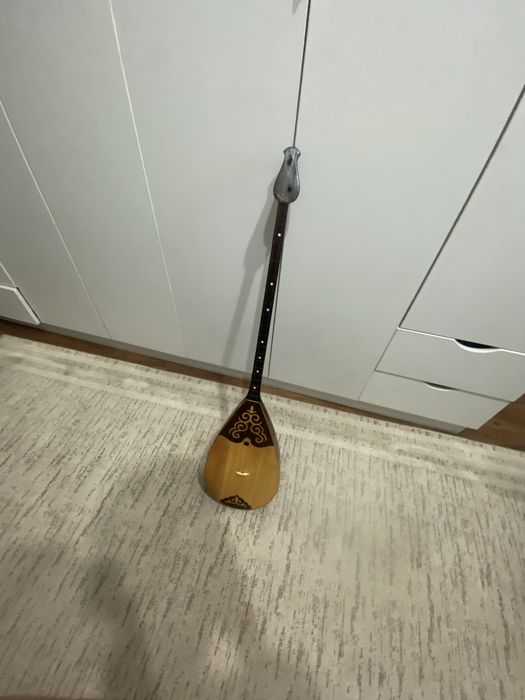 Отдам с чехлом не сломанный