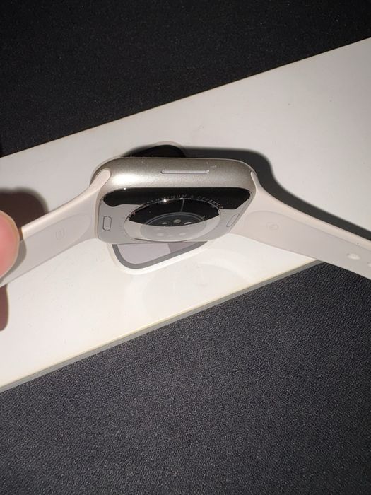 Apple watch 9 45mm Starlight