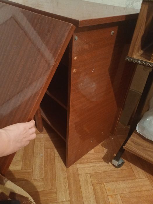 Трюмо зеркало в хорошем состоянии