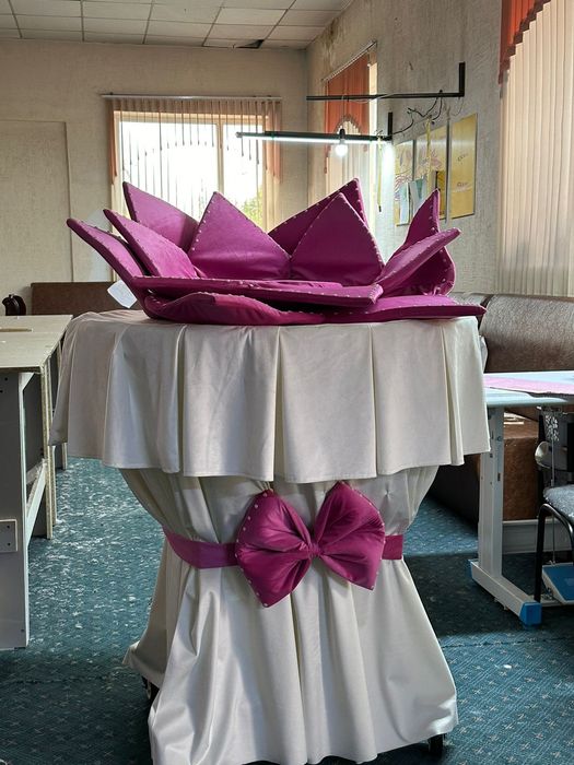 Трон  на прокат 10000