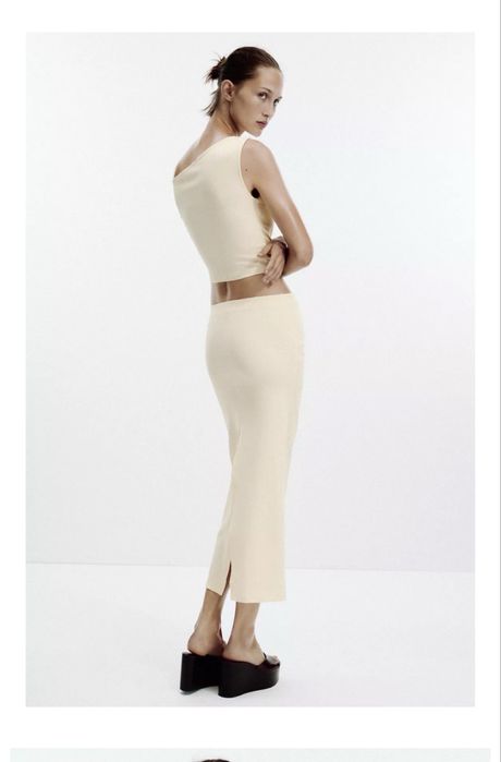 Юбка  ZARA новая