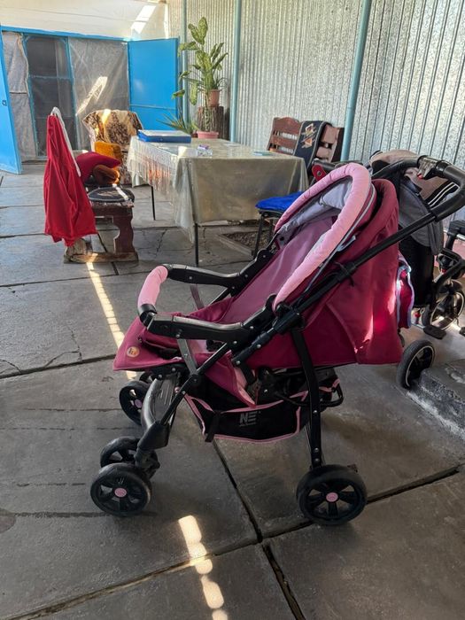 Коляска в отличном состоянии