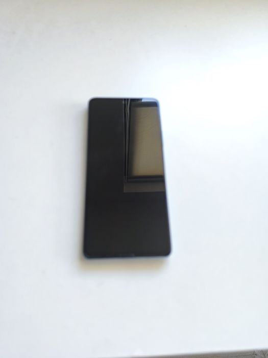 Vând Xiaomi Redmi Note 10 Pro Glacier Blue 6 GB RAM/ 128 GB excelent