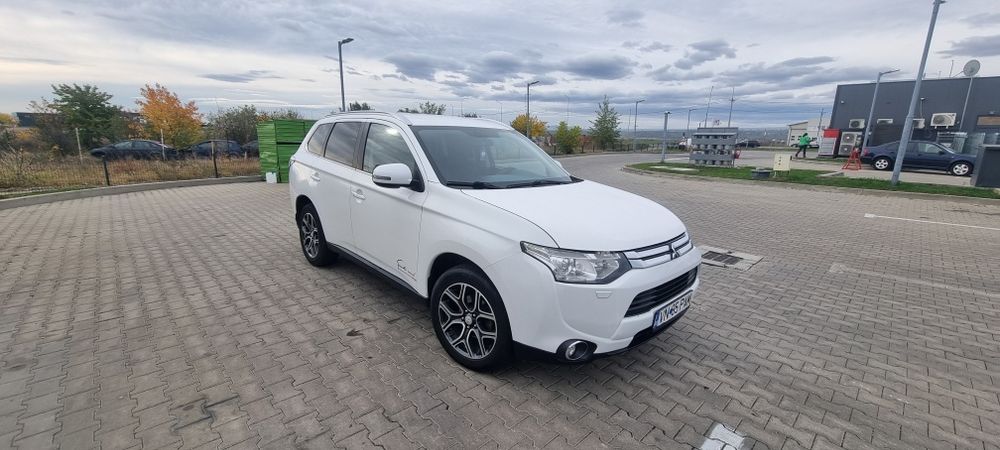 Mitsubishi Oatlander 2014