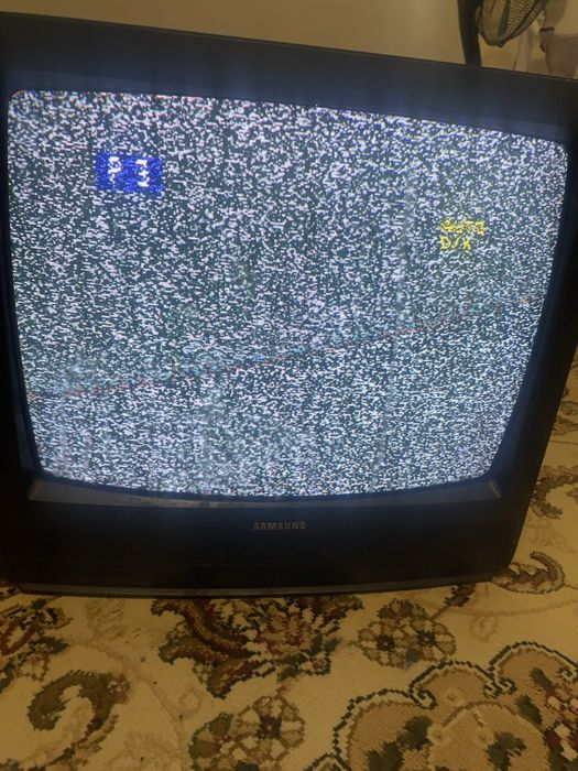 Телевизор самсунг старый работает