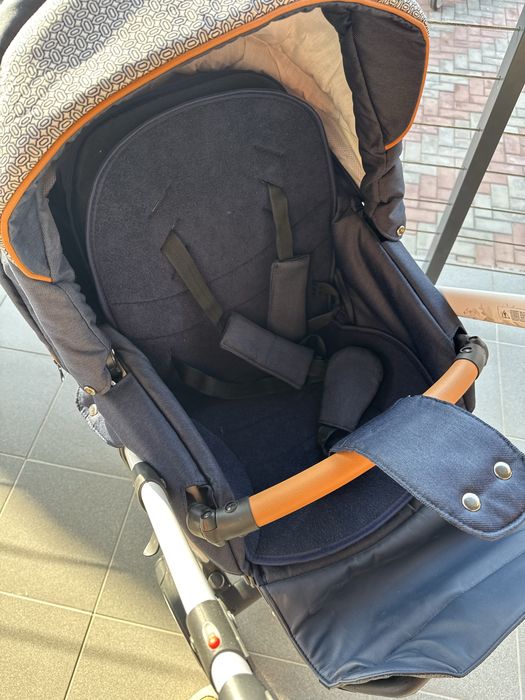 Универсальная коляска 2 в 1