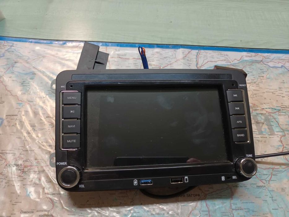 продавам Мултимедия за VW