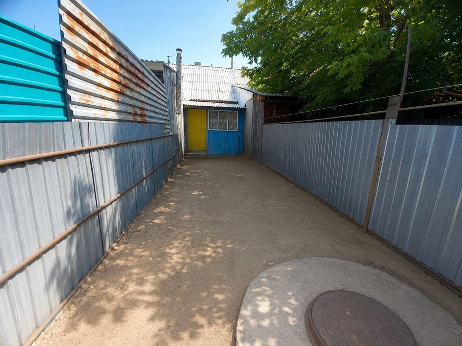 Продам квартиру барачного типа.