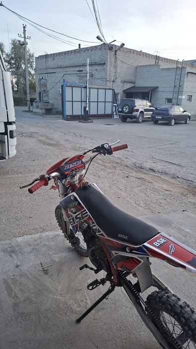 Bse ph150e питбайк