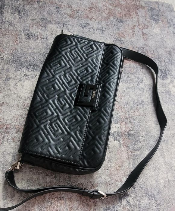 Geanta GUESS de damă