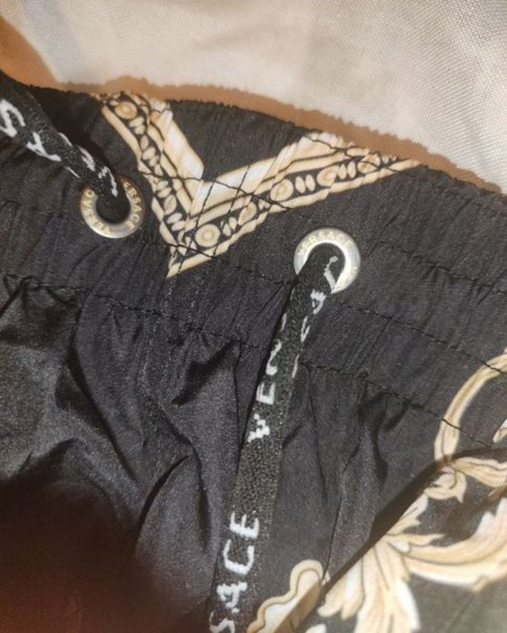 Sort Versace mărimea s