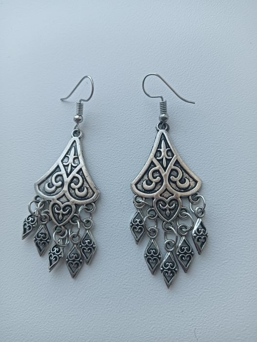 Кумис ерлер печаткасы жане  бюжетерия сырга,сакин ,алка