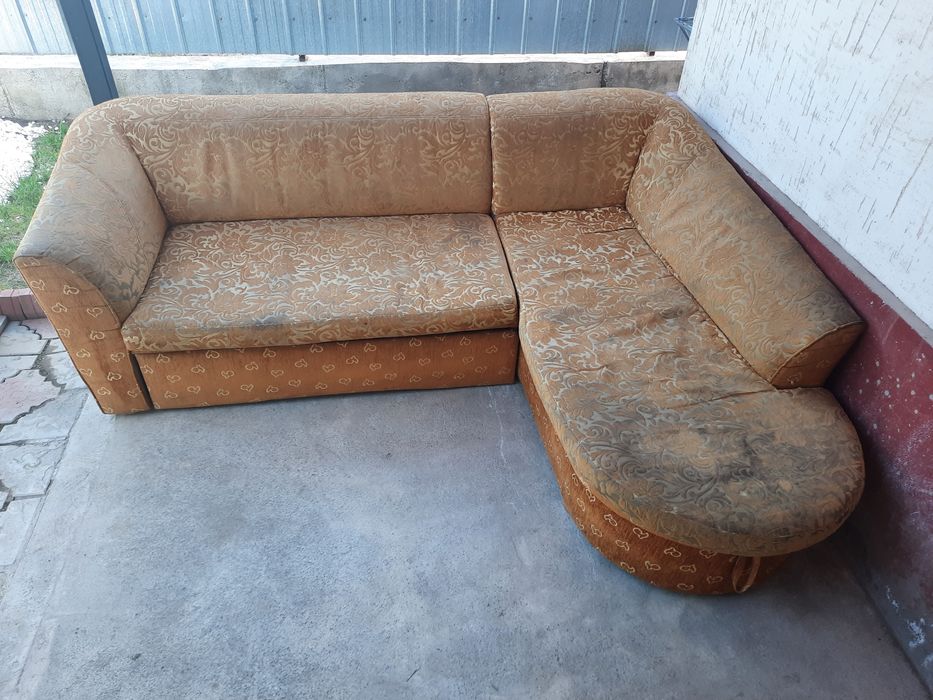 Продам хороший качественный диван