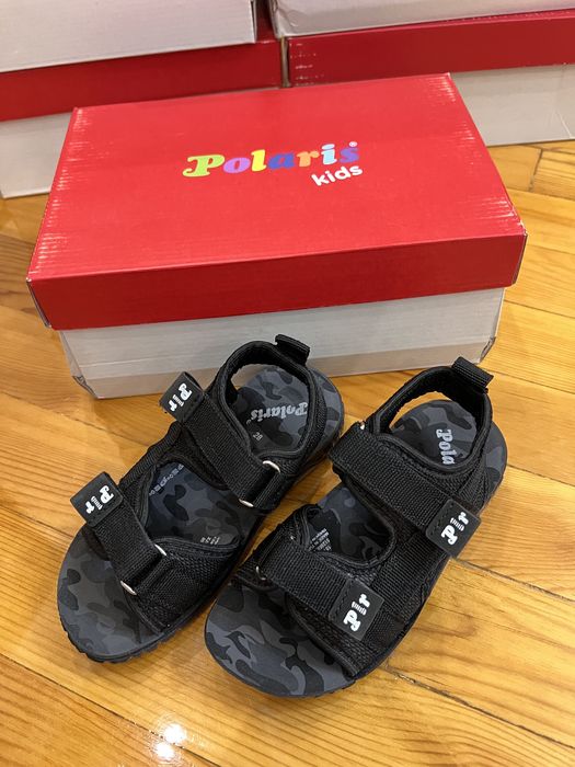 Кроссовки сандали