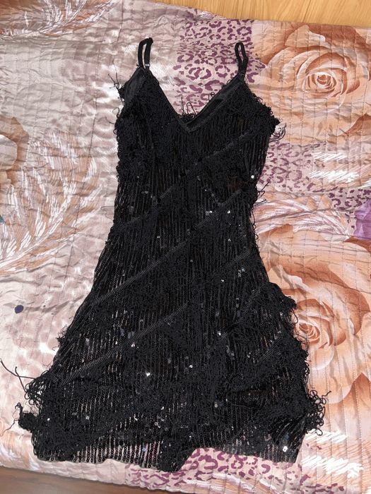 Черна овициална рокля