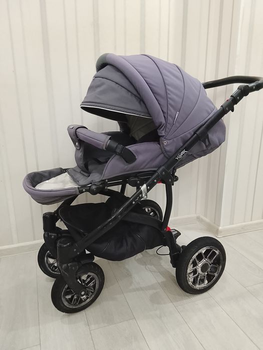 Adamex York 2в1 детская коляска