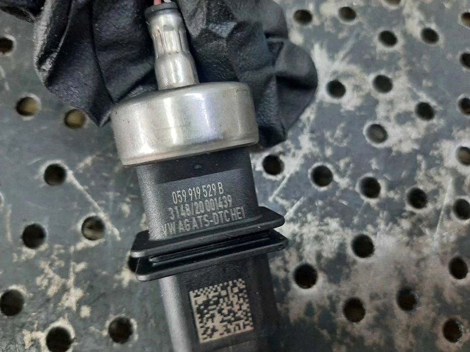 senzor temperatura gaze  3.0 tdi dmk audi a6 c8 4k  059919529b