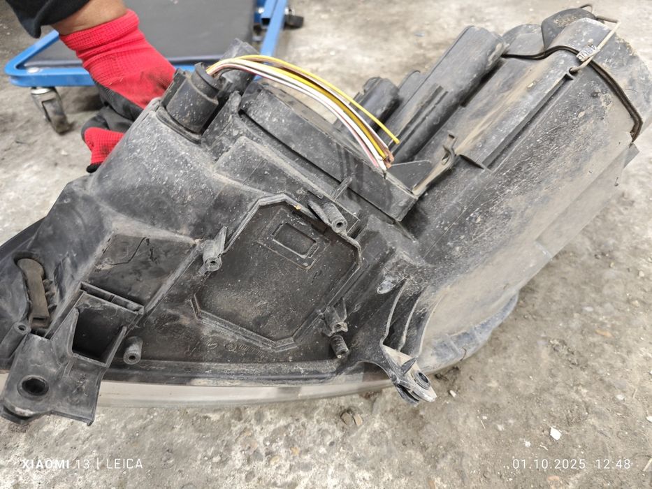 Фарове Volkswagen Touran