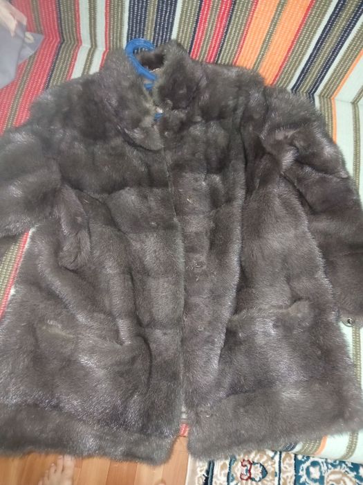 Продам  норкувую шубу
