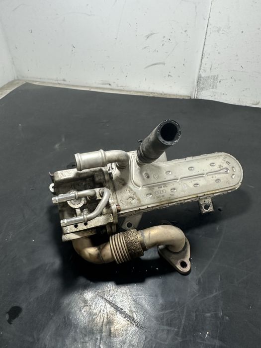 Racitor gaze EGR volkswagen Vw Passat B6 1.9 TDI BLS BKC 038131513AD