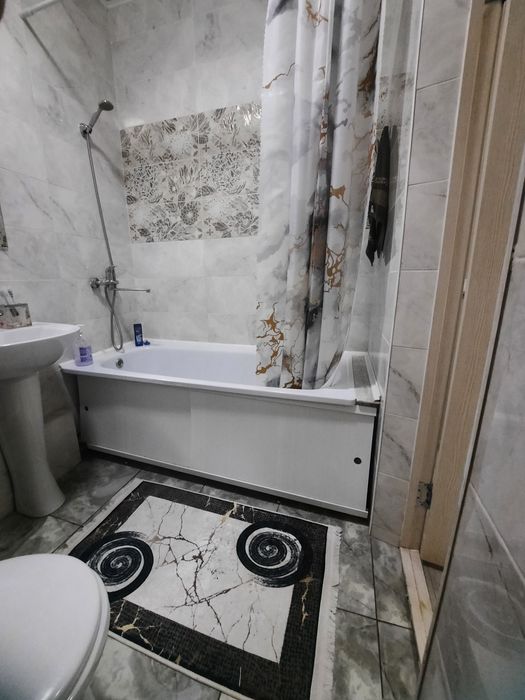 Сдам посуточно  1 ком.в центре города