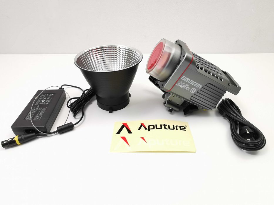 Amaran 200x S (Bi-Color) професионално LED осветление
